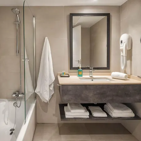 Beautiful With Stunning Sea Views, Perfect For Relaxation Appartement
