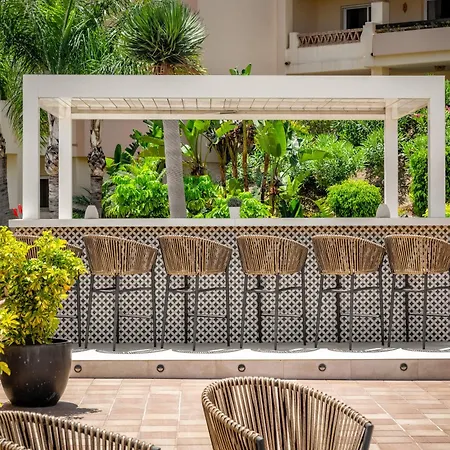Beautiful With Stunning Sea Views, Perfect For Relaxation Apartment *